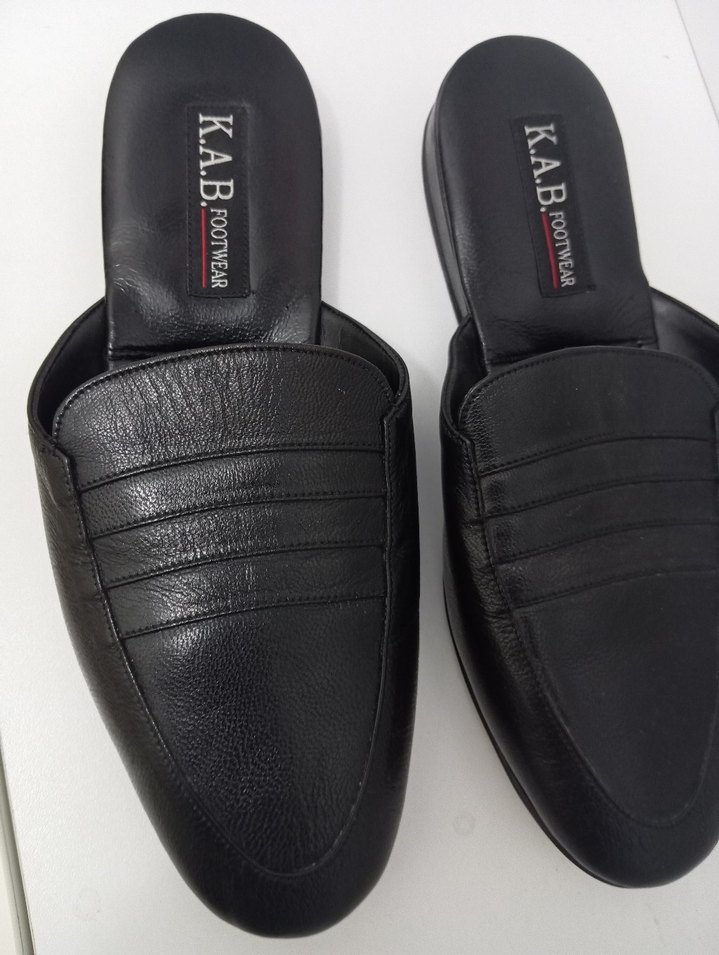 Erkek Siyah Tokalı Ev Terliği - Görsel 4