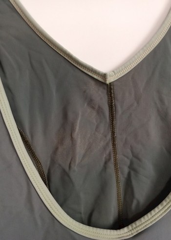 Yeşil V Yaka Spor Kadın Mayo - Görsel 3