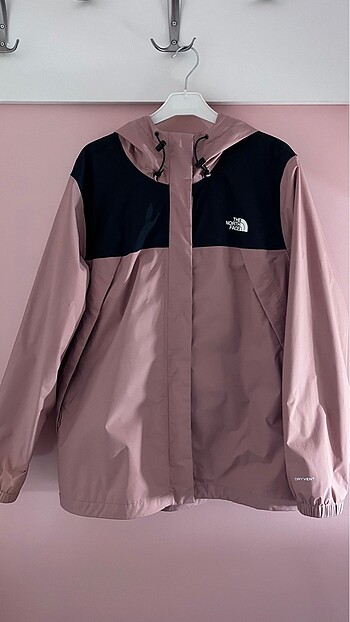 The North Face Yağmurluk