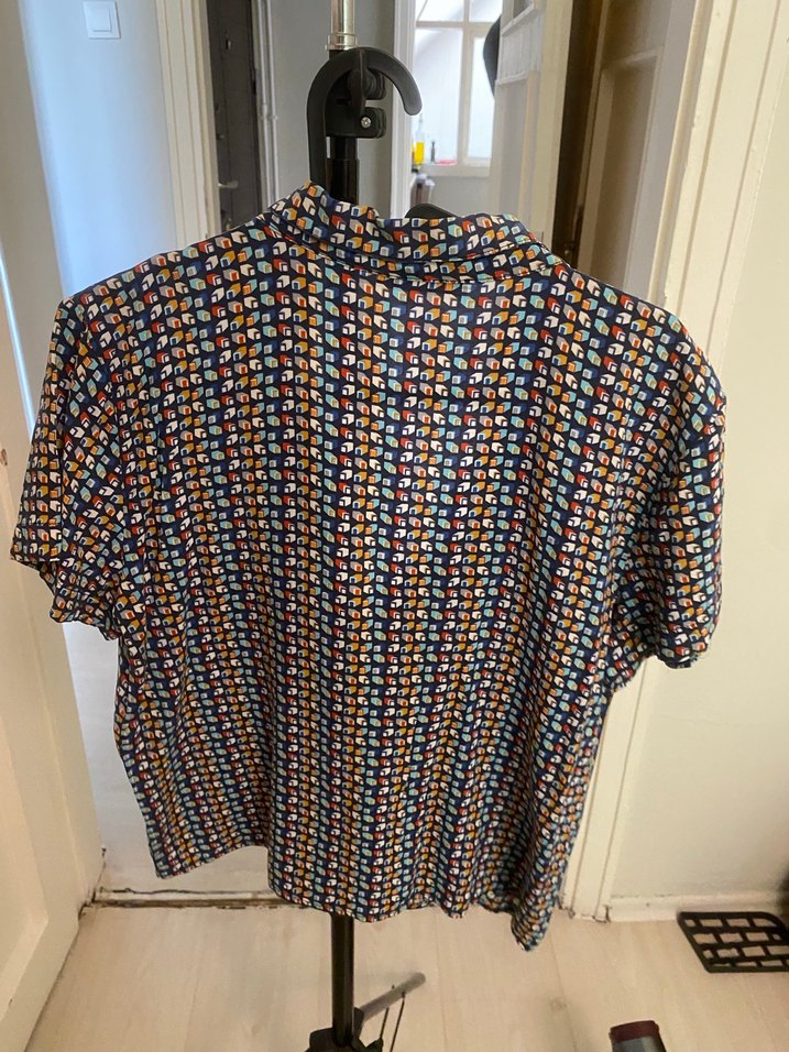 Renkli Tie-Dye Desenli Kısa Kollu Gömlek - Görsel 3