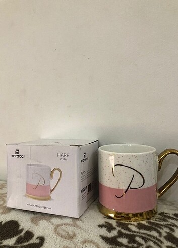 Beden Karaca P Harfli Mug Kupa