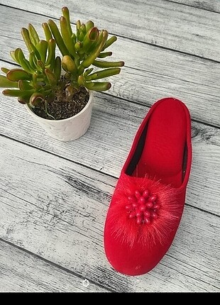 Zara ÖNÜ KAPALI BAYAN TERLİK MODELİ