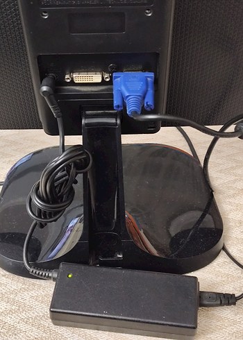 LG 23 inç monitör - Görsel 10