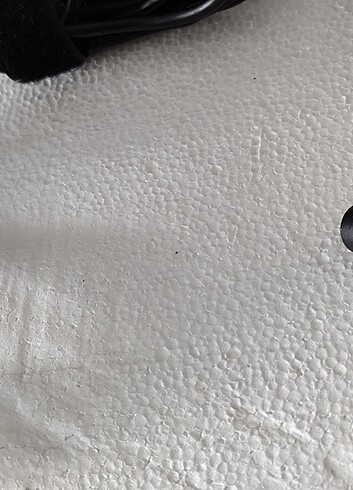36,5 Beden 19 volt 2.63 amper laptop adaptörü