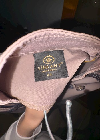 Bej Uzun Kadın Keten Düğmeli Kaban - Görsel 4