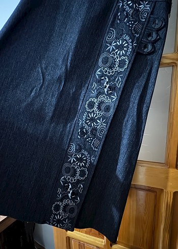 Nakışlı Gri Uzun Kot Etek - Görsel 3