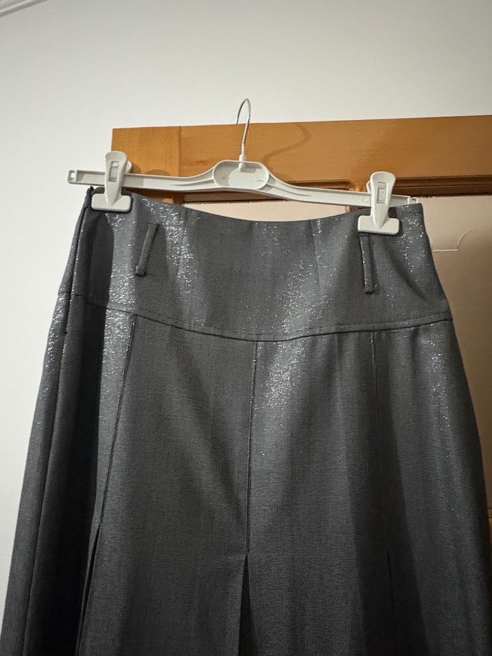 Gri Uzun Pilili Kadın Etek - Görsel 2