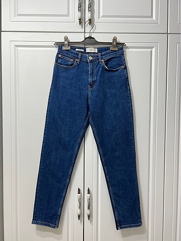 Mango Mom Jean