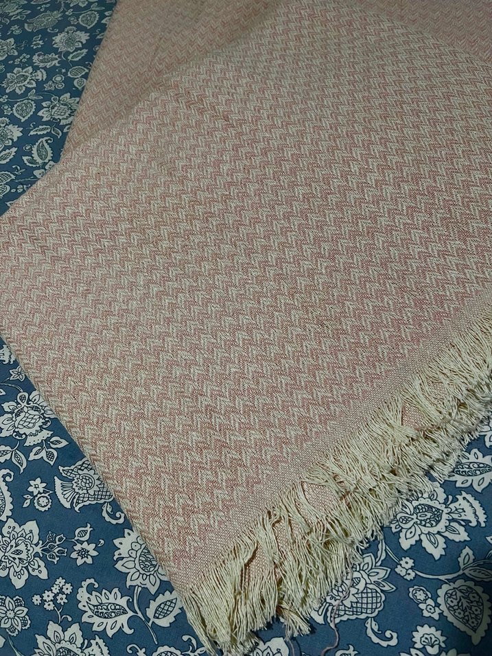 Bej Pembe Desensiz Yumuşak Battaniye - Görsel 3