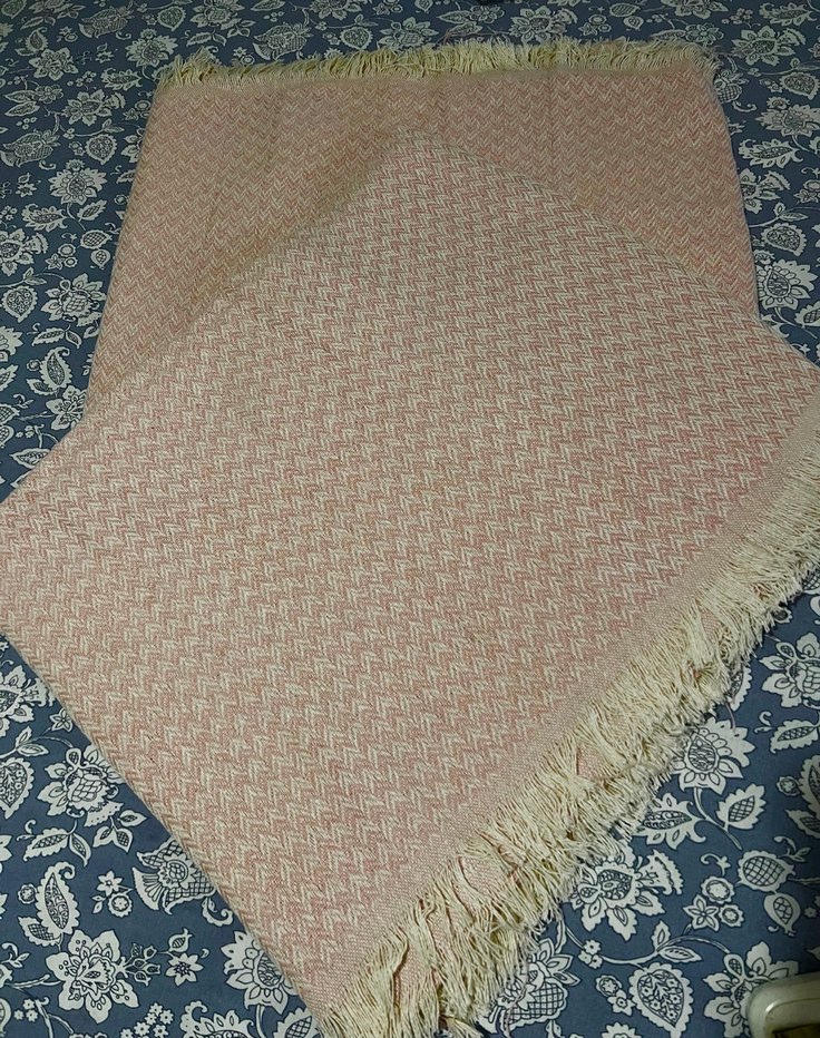 Bej Pembe Desensiz Yumuşak Battaniye - Görsel 2