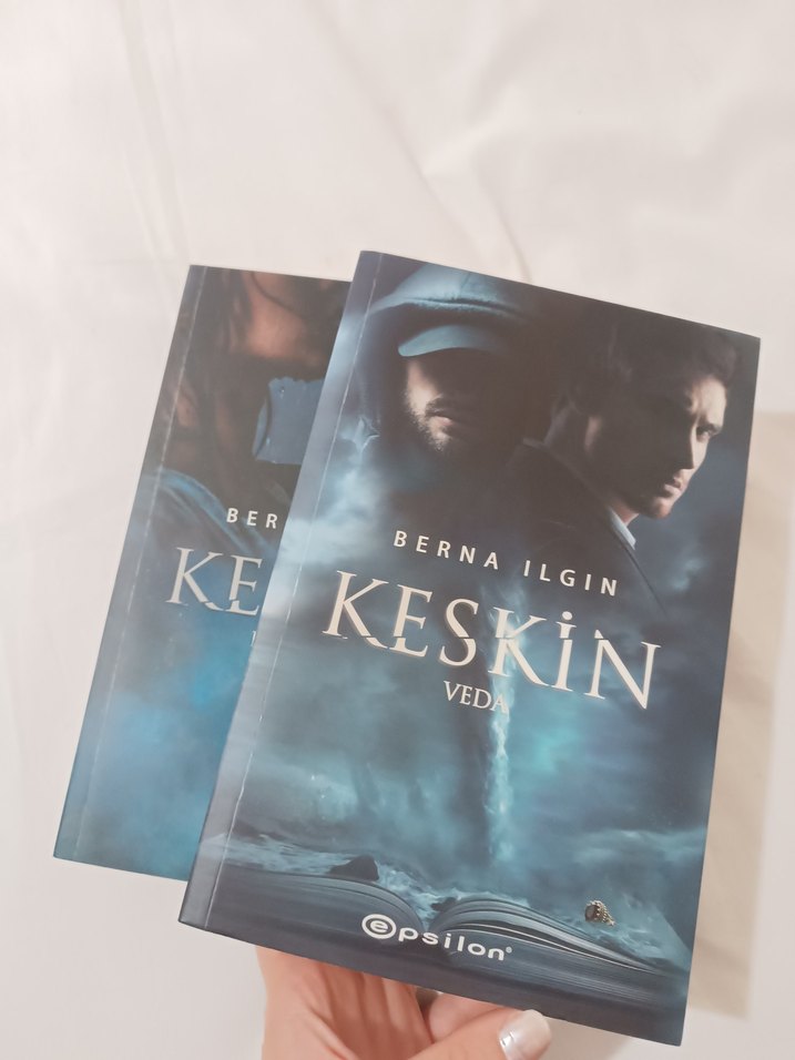 Berna İlgin - Keskin Roman Seti (2 Kitap) - Görsel 2