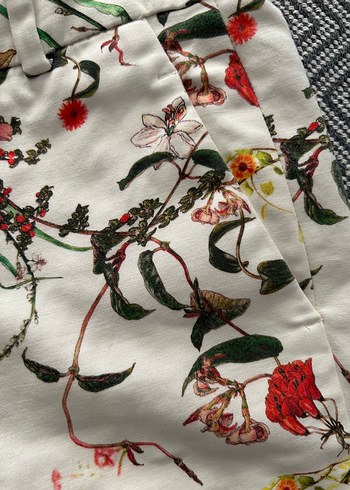 38 Beden ZARA Çiçek Desenli Kadın Kumaş Pantolon