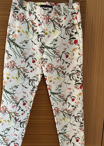 ZARA Çiçek Desenli Kadın Kumaş Pantolon