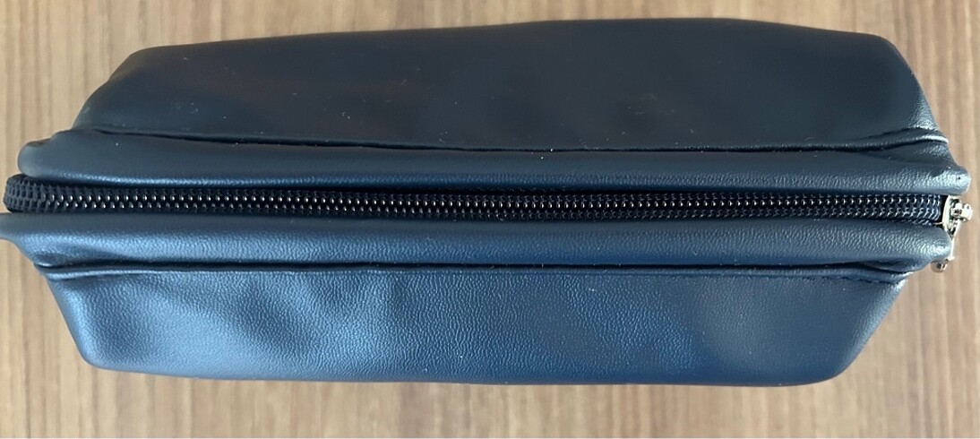  Beden lacivert Renk Salvatore Ferragamo kozmetik traş makyaj çantası