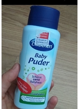 Bübchen bebek pudrası