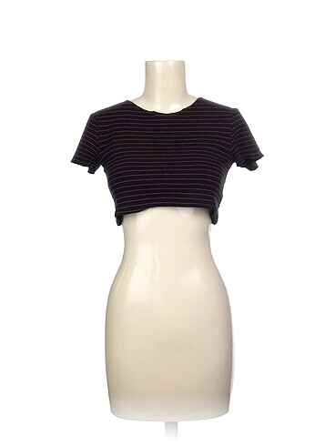 Zara T-shirt %70 İndirimli.