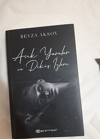 Açık yaralar ve dikiş izleri beyza aksoy