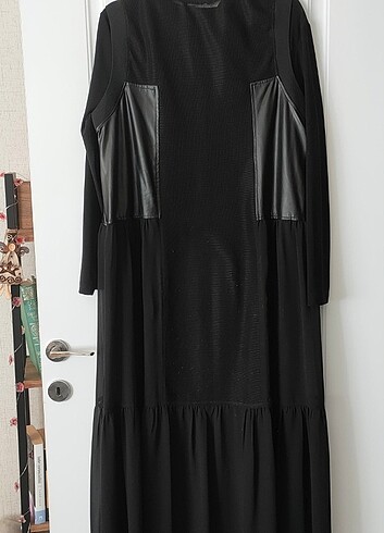 Diğer Siyah Elbise İçli Dışlı. Üstü tül içi penye 3 beden