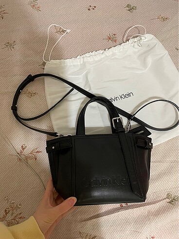 calvin klein çanta