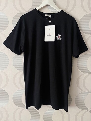 l Beden MONCLER SİYAH T-SHİRT