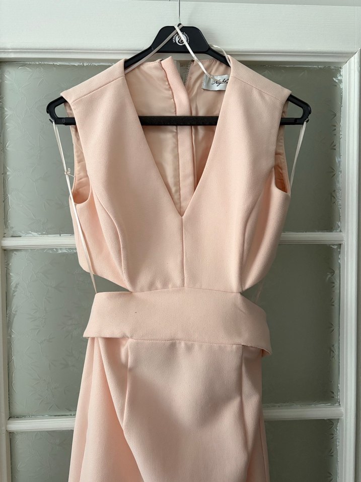 Pembe Kemerli Uzun V Yaka Kadın Elbise - Görsel 2