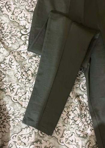 m Beden Gri Kadın Pilili Kumaş Pantolon