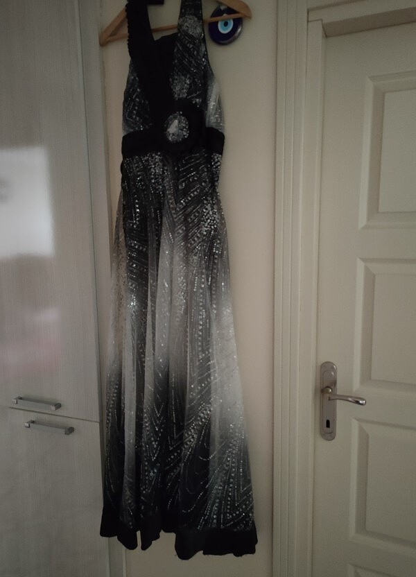 4saat giyilmiş abiyemiz satılıktır. - Görsel 2