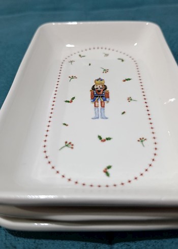 Beyaz Desenli 3'lü Porselen Servis Tabağı - Görsel 2