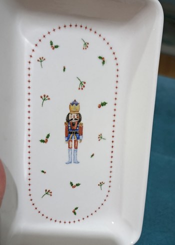 Beyaz Desenli 3'lü Porselen Servis Tabağı - Görsel 4