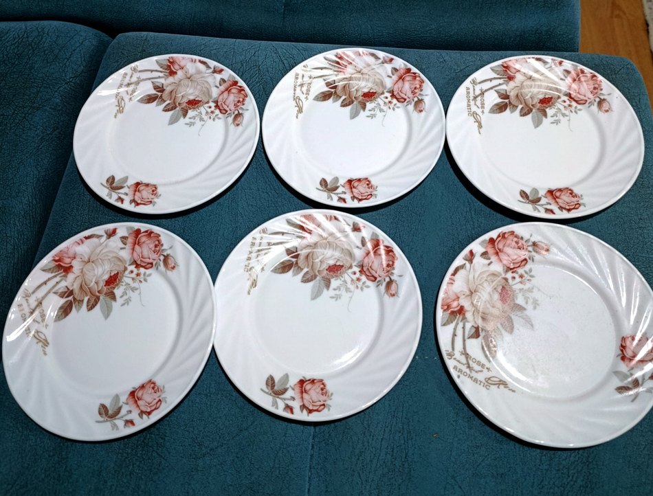 Çiçek Desenli, Beyaz pasta tabağı - Görsel 2