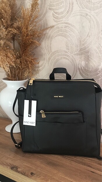Nine west sırt çantası