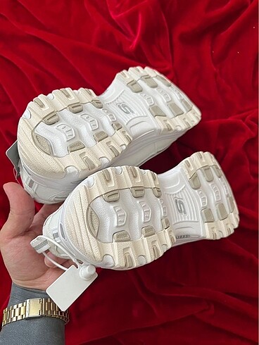 36 Beden beyaz Renk Skechers D?Lites