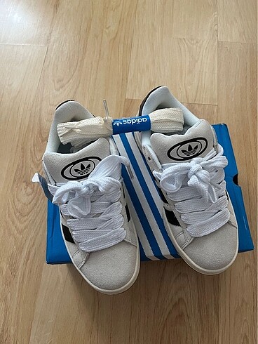 Adidas Campus