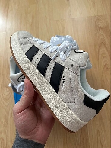 36 Beden ten rengi Renk Adidas Campus