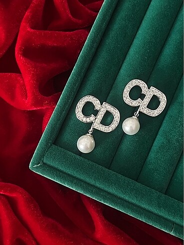 Christian Dior Küpe