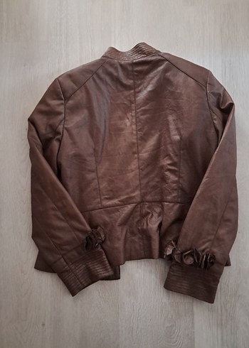 Düğmeli Kahverengi Deri Görünümlü Kadın Ceket - Görsel 3