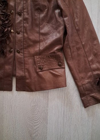 Düğmeli Kahverengi Deri Görünümlü Kadın Ceket - Görsel 6
