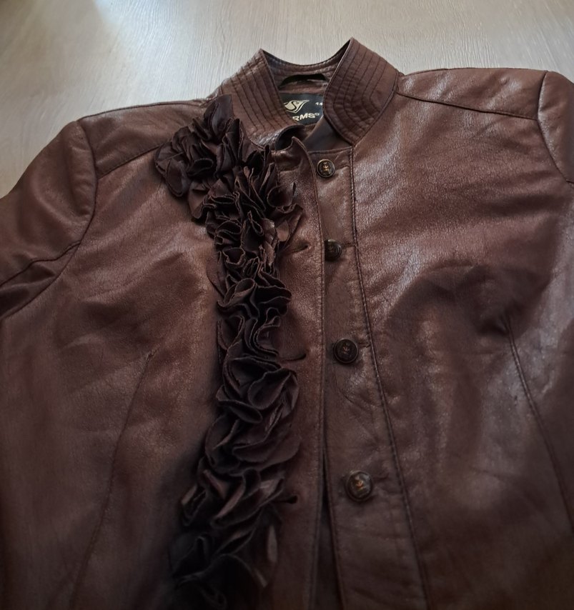 Düğmeli Kahverengi Deri Görünümlü Kadın Ceket - Görsel 4