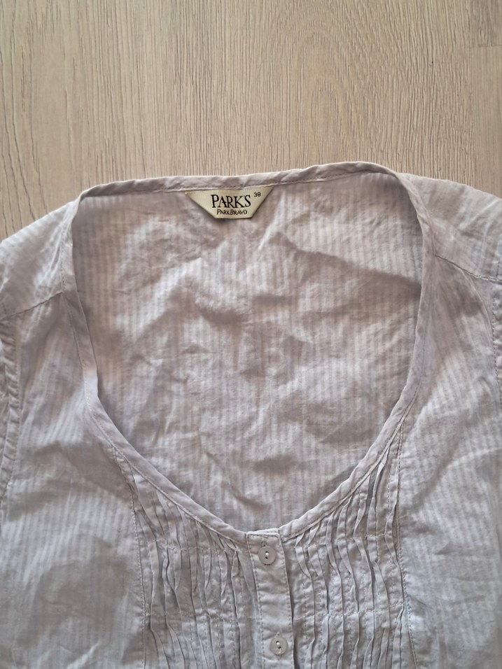 V Yaka Kolsuz Gri Keten Gömlek - Görsel 3