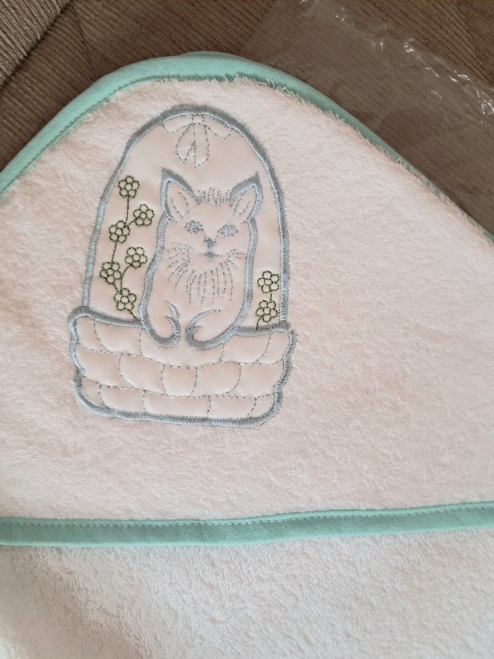 Nakışlı Beyaz Bebek Havlusu - Görsel 3