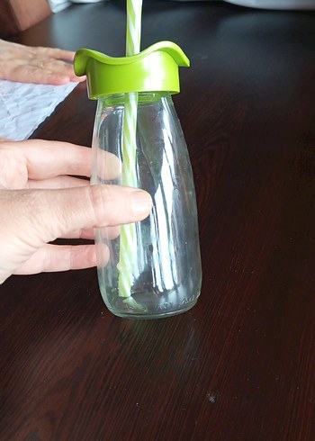 Yeşil Kapaklı Bebek suluğu - Görsel 2