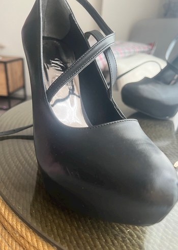 Siyah Platform Topuklu Kadın Ayakkabı - Görsel 6