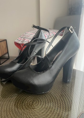 Siyah Platform Topuklu Kadın Ayakkabı - Görsel 2