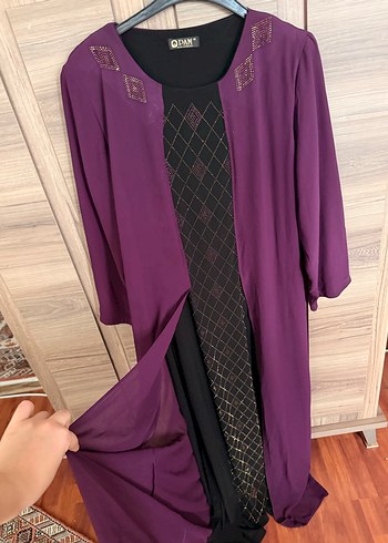 Uzun Mor Nakışlı Kadın Elbise - Görsel 3