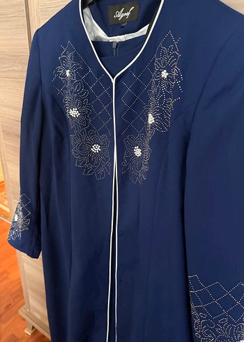 Nakışlı Mavi Uzun Kadın tesettür Elbise - Görsel 4