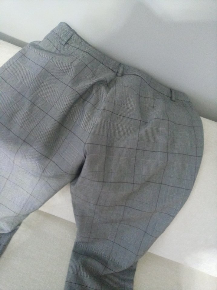 Düğmeli Gri Midi Kadın Kumaş Pantolon - Görsel 4