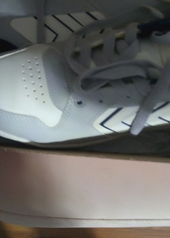 Beyaz Gri Velcro Detaylı spor ayakkabı.Orjinal Hummel - Görsel 3