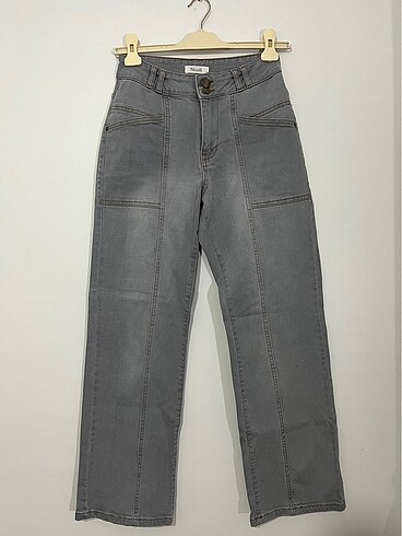 Gri Jean