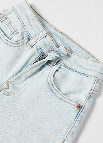 Zara Zara straıght fit denim bermuda