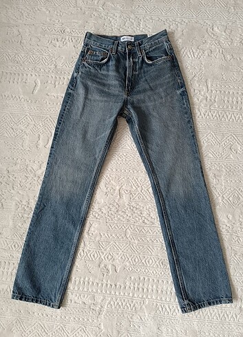 Zara Hıgh - Rise Straıght - Fıt Trf Jean 
